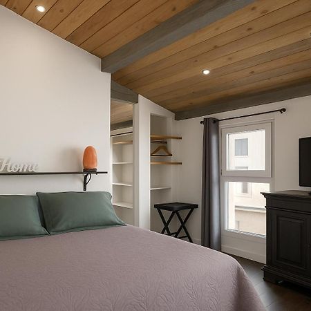 Insolite Studio -La Tour Des Templiers- Montfrin Bagian luar foto